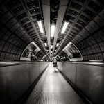 ciekawe zdjecia metra, najlepsze zdjecia metro, oryginalne zdjecia metro, ciekawe zdjecia londyn, najlepsze zdjecia londyn, najciekawsze zdjecia londyn, street photo, fotografia uliczna, zdjecia uliczne, artystyczna fotografia, zdjecia artystyczne, fotografia kreacyjna, zdjecia czarnobiale, fotografia czarno-biala, magia obrazu, fotografia anna bieniek, fotograf czechowice, kreatywny fotograf slask, artystyczne zdjecia slask, fotografia artystyczna,